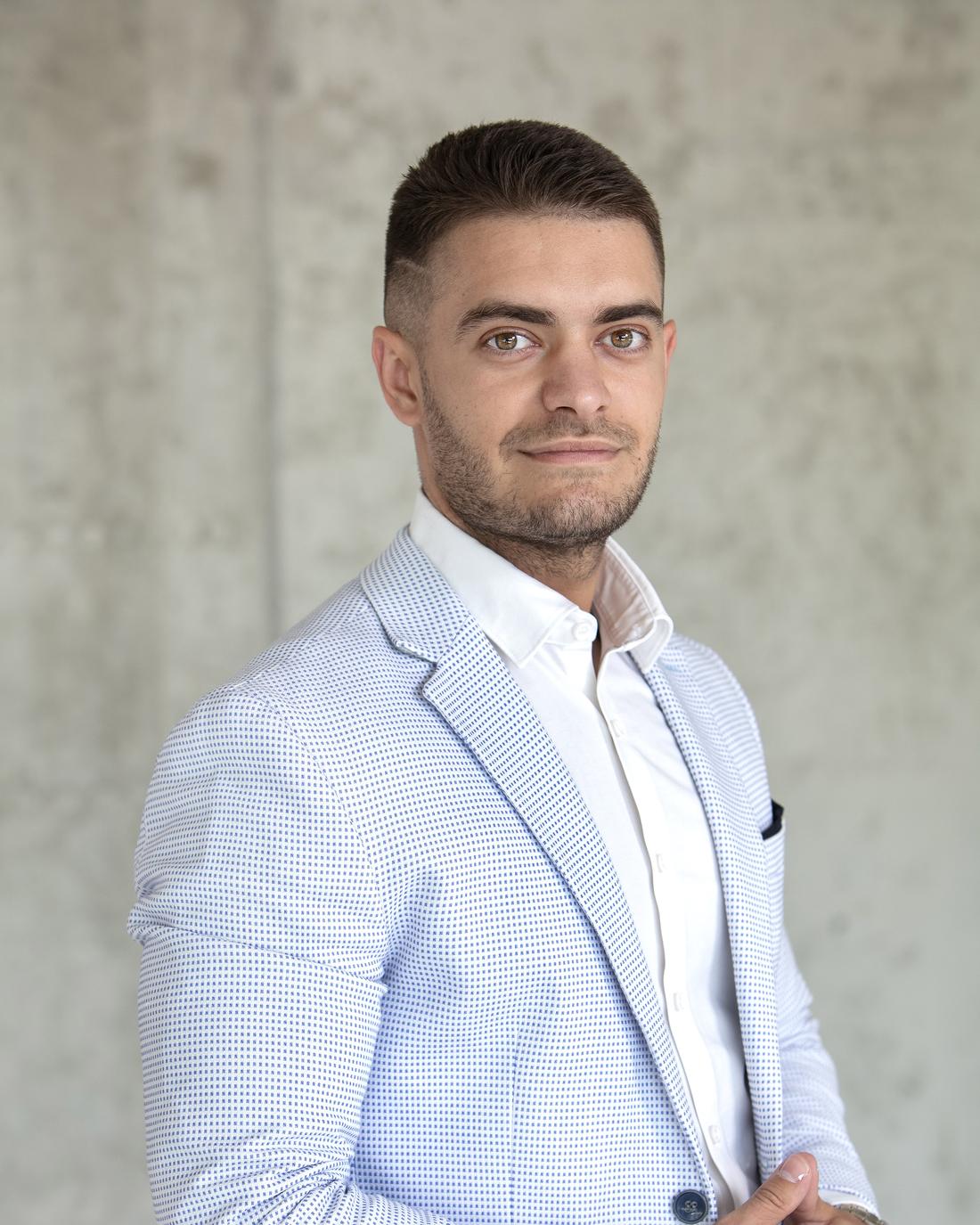Ábel Dudás, EFA — wealth manager